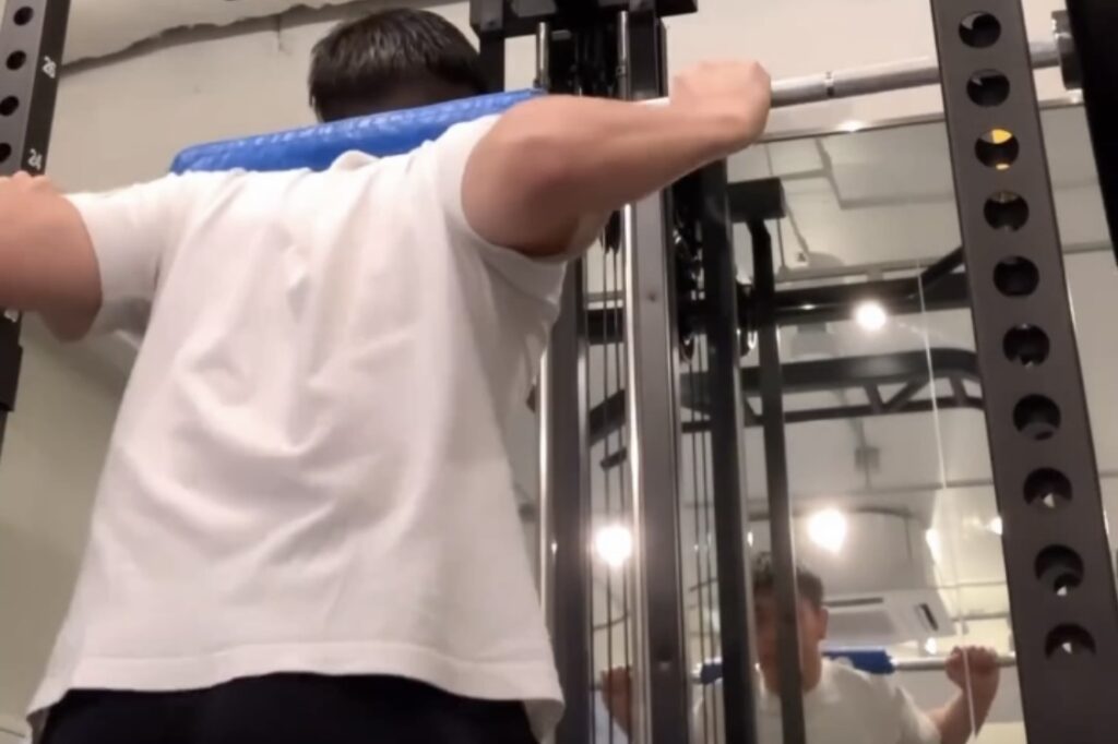 【脚トレーニング】大腿四頭筋を鍛えるハイバースクワットについて🏋️‍♀️